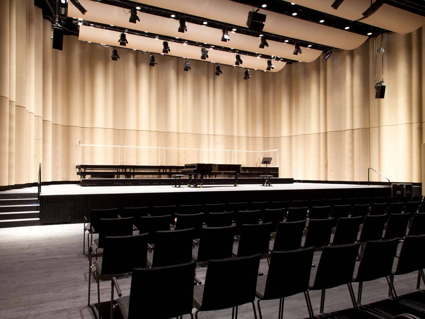 Orchesterbühne in der Hochschule der Künste in Zürich